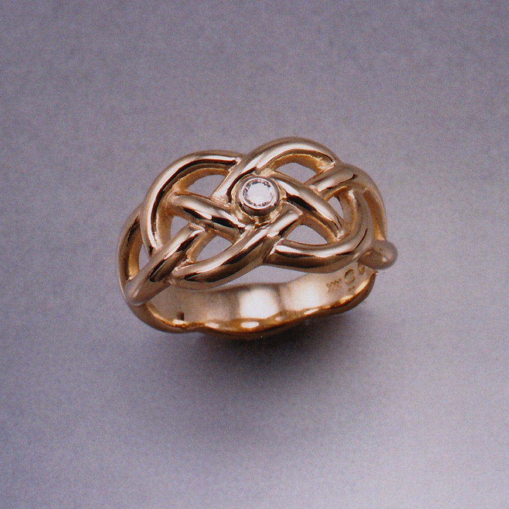 Celtic Lover's Knot Ring,Outlander Jewelry, Celtic Ring, Celtic Knot Ring, Celtic Designs, Celtic forms, Celtic Jewelry, Celtic Torc, Celtic Torque, Celtic Designs, Celtic Jewelery, Celtic Wedding Ring, Celtic Trinity Knot, Celtic Symbols, Celtic Crosses, Celtic Waterhorse, Celtic Pendants, Celtic Necklaces 