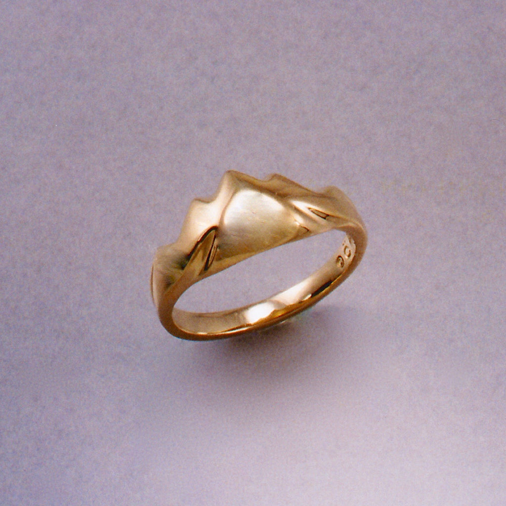 Light Smooth Mountain Ring