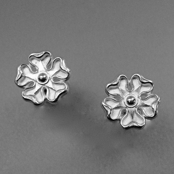 Jacobite Rose Earrings,Jacobite White Rose, Jacobite Jewelry, White Cockade, Scottish Jewelry, Outlander Jewelry, Celtic Ring, Celtic Knot Ring, Celtic Designs, Celtic forms, Celtic Jewelry, Celtic Torc, Celtic Torque, Celtic Designs, Celtic Jewelery, Celtic Wedding Ring, Celtic Trinity Knot, Celtic Symbols, Celtic Crosses, Celtic Waterhorse, Celtic Pendants, Celtic Necklaces 