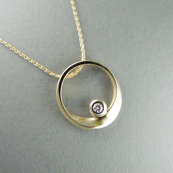 Möbius Pendant,Mobius Ring, Mobius Twist, Mobius Jewelry, Mobius Rings,Mobius Pendants, Mobius Necklace, Mobius Infinity, Moebius, Mobius Jewelry Design, Mobius Strip, Mobius Form, Mobius Loop, Mobius Circle