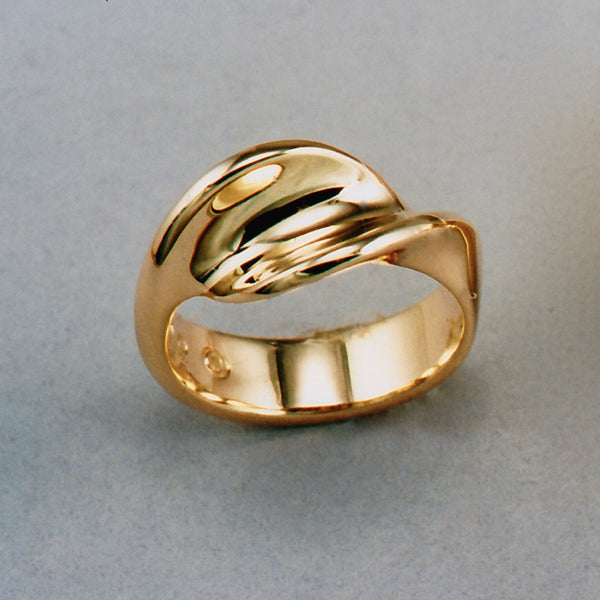 Waves Ladies' Ring,Custom,custom jewelry designer,custom jewelry design, Handmade jewelry, handcrafted, fine jewelry designs, designer goldsmiths, unique jewelry designs, northwest jewelry, northwest jewelry designers, pacific northwest jewelry,