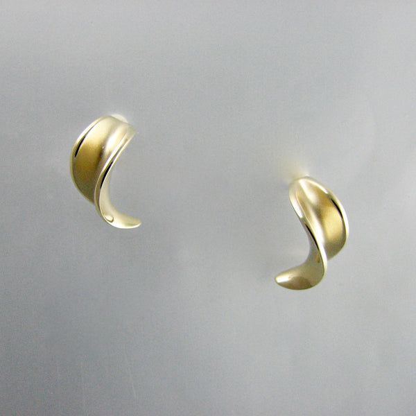 Twisty Wave Earrings,Custom,custom jewelry designer,custom jewelry design, Handmade jewelry, handcrafted, fine jewelry designs, designer goldsmiths, unique jewelry designs, northwest jewelry, northwest jewelry designers, pacific northwest jewelry,